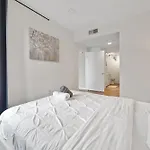 The Dream 5 Min To The Beach Luxury Condo