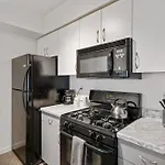 The Dream 5 Min To The Beach Luxury Condo